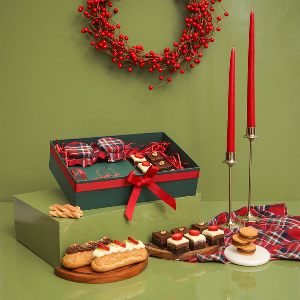 CHRISTMAS HAMPER {EGG}