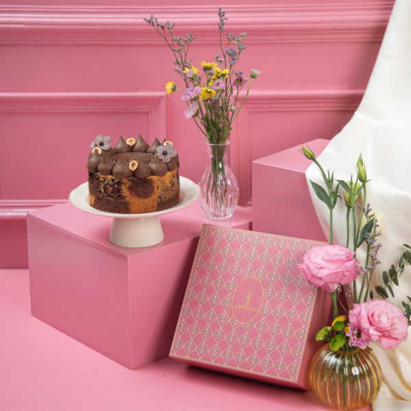Marble & Hazelnut Frosted Tea Cake Box