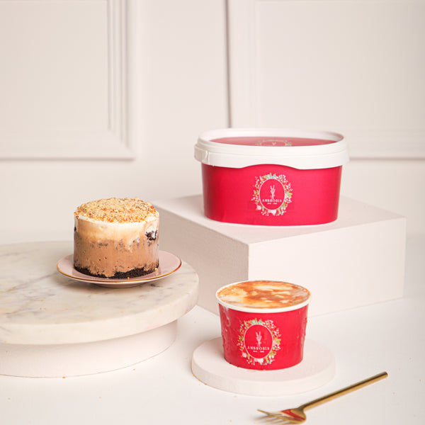 Milk Chocolate, Vanilla and Lotus Biscoff Ice Cream Cake Tub