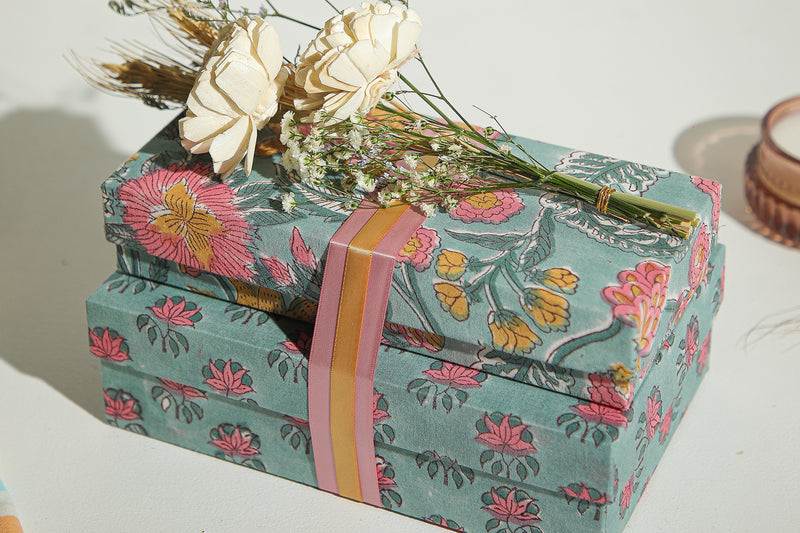 Rakhi Hamper {Small}