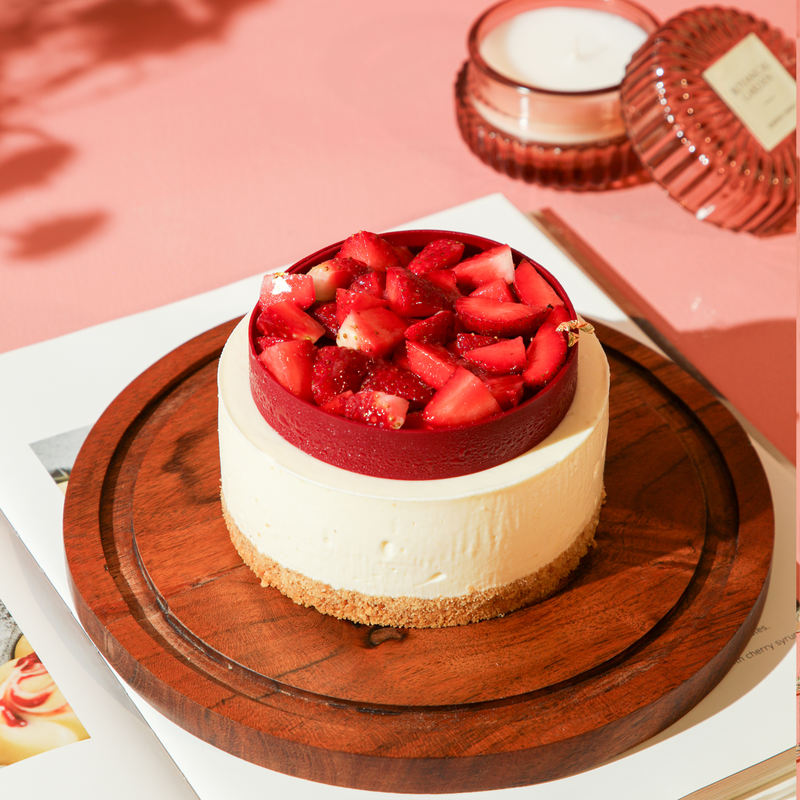 STRAWBERRY CHEESECAKE