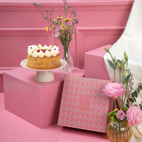 Almond & Berry Frosted Tea Cake Box