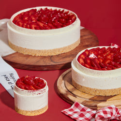 STRAWBERRY CHEESECAKE