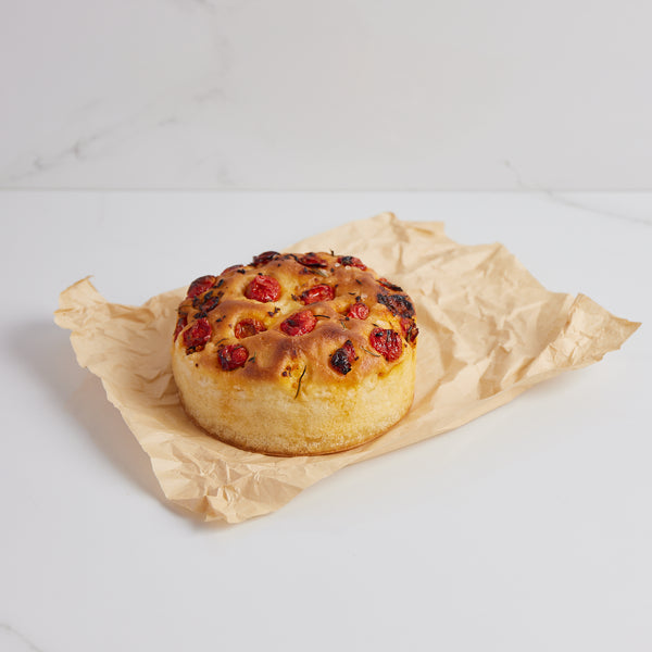 GARLIC, ROSEMARY & TOMATO FOCACCIA